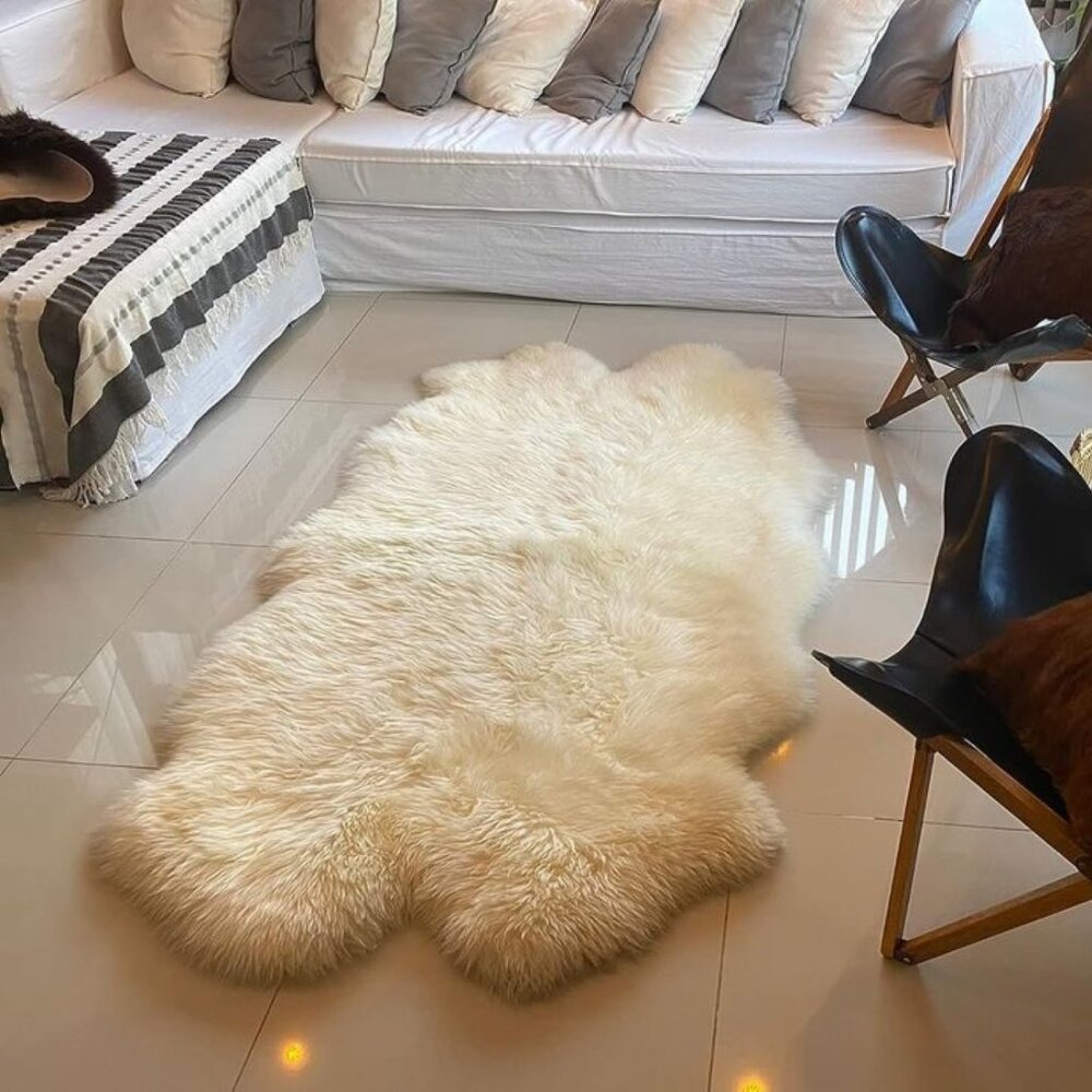 Genuine Sheepskin Area Rug | Ivory New Zealand Sheepskin Rug | 3.5" x 5.5" ft.
